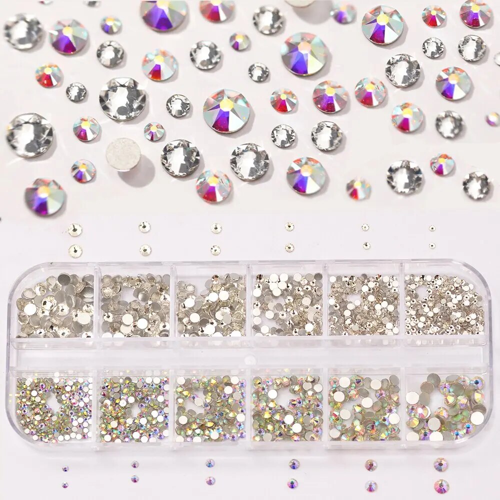 Juego de 12 rejillas de diamantes de imitación para uñas de varios tamaños, gemas transparentes de Cristal AB con clips de cristal para decoración de uñas DIY