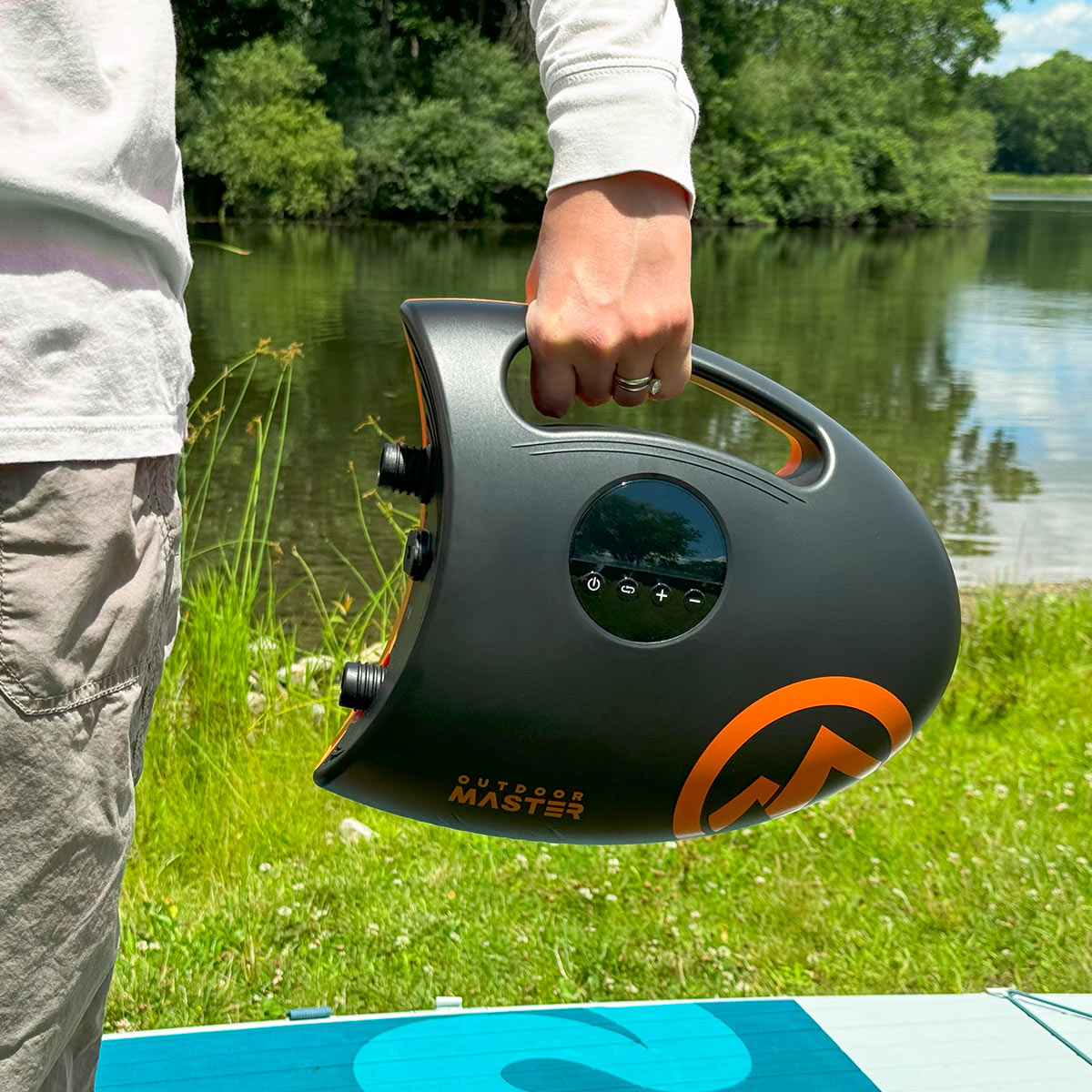 Bundle Sale-10'6" iSUP Board + SHARK 2S Pump