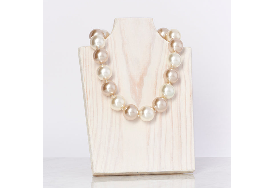 Cooling Pearl Necklace