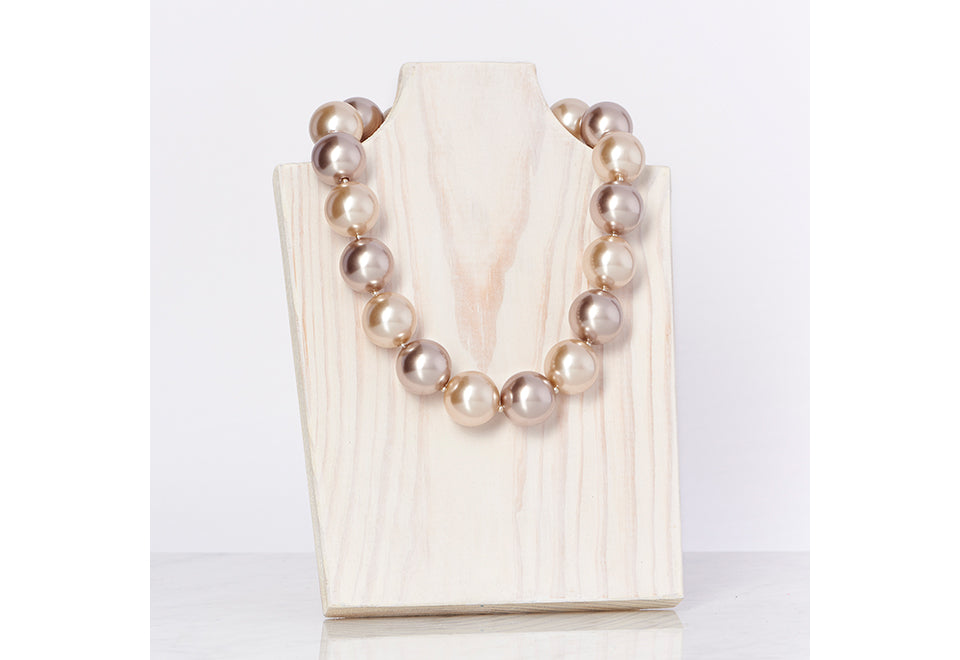 Cooling Pearl Necklace