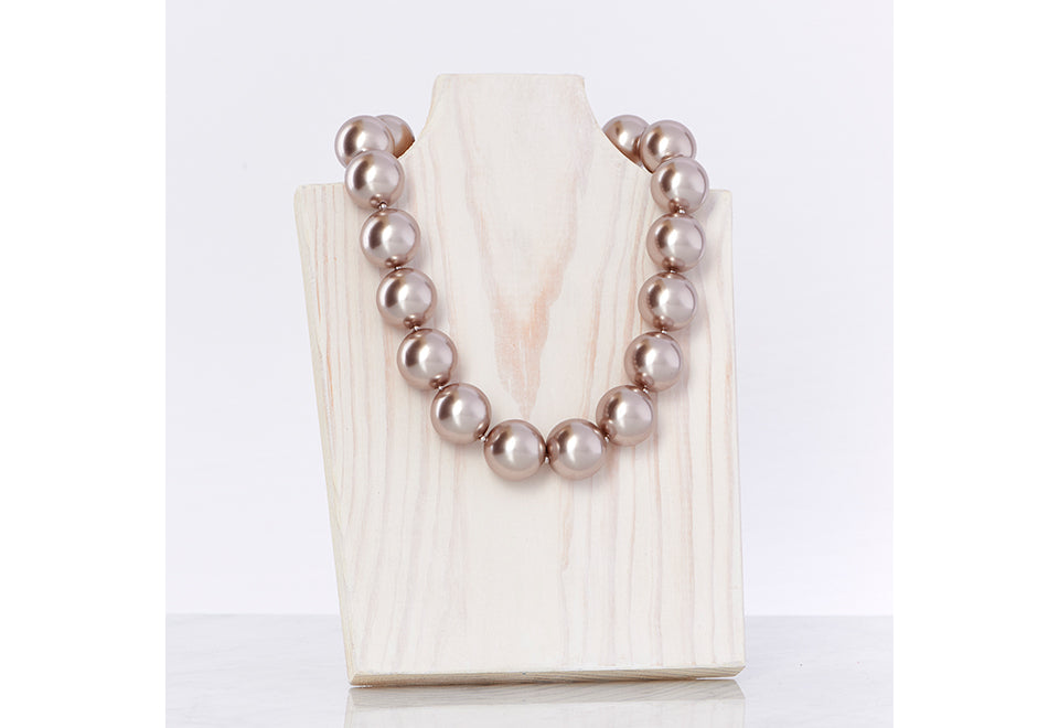 Cooling Pearl Necklace