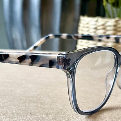 Fog-Free Cat-Eye Readers