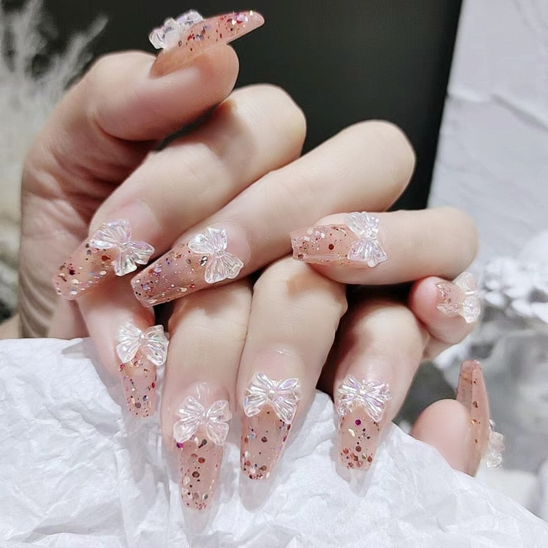 Uñas postizas acrílicas, diseño de diamantes