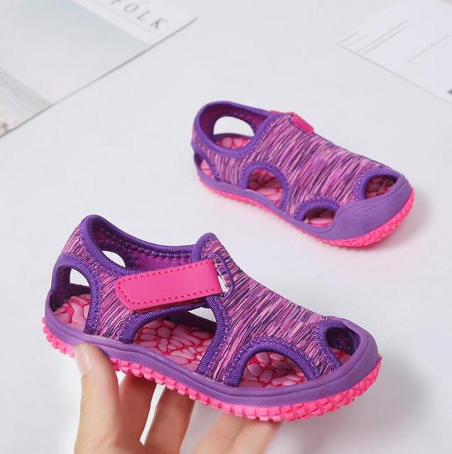 Zapatillas antideslizantes de verano con suela suave para niños